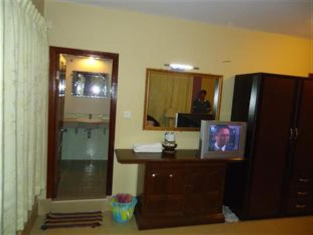 Spring Park Hotel Battambang Exterior foto